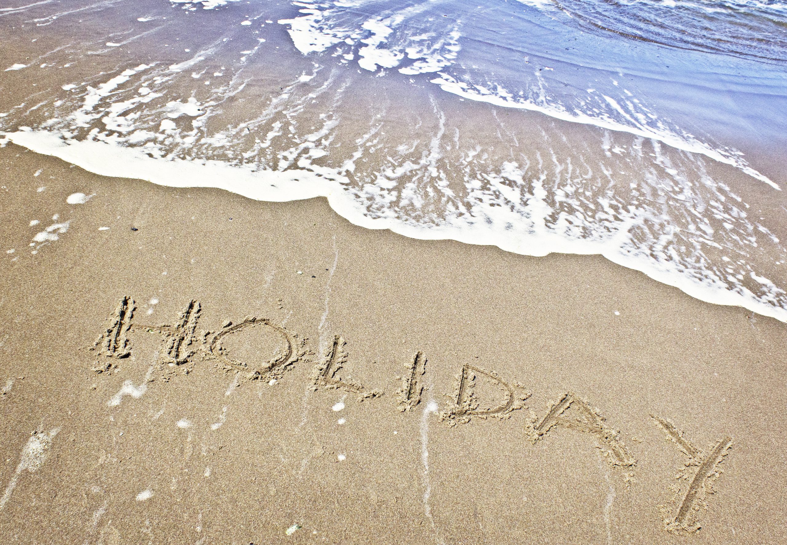 vacation beach fJ2ZJDYu scaled