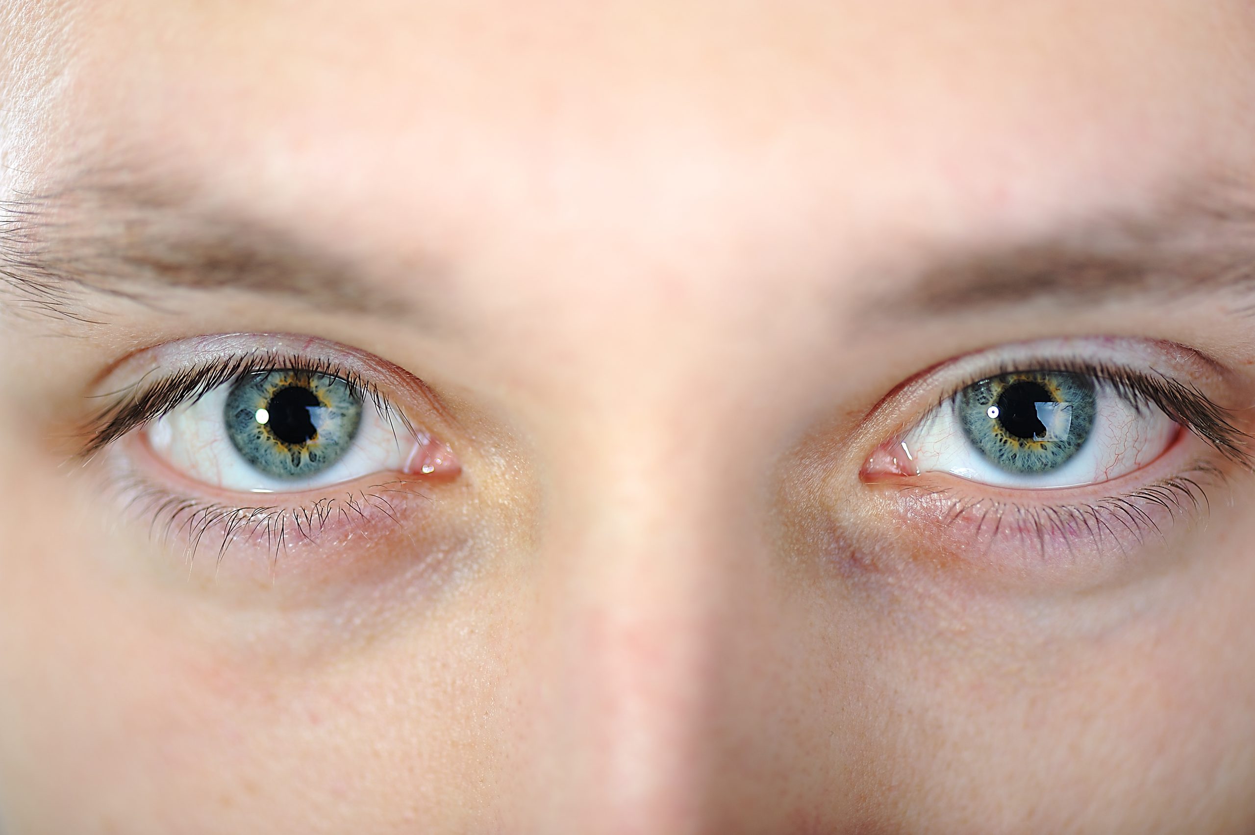 eyes BKZbhOaBo scaled